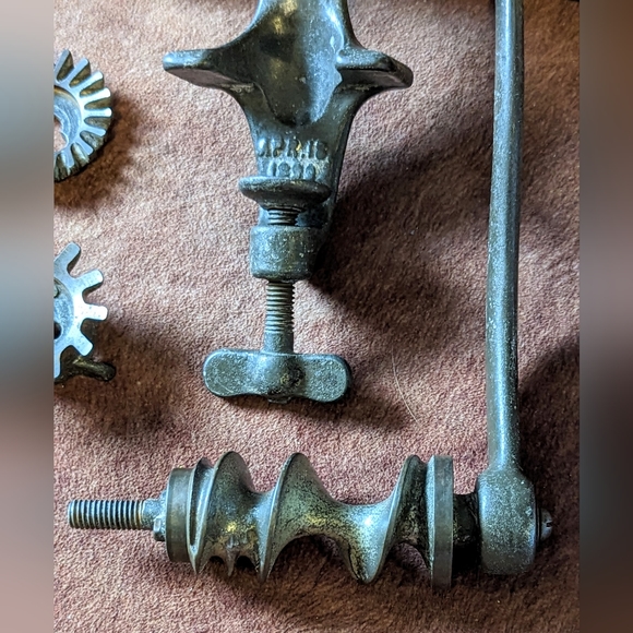 Antique 1899 L F & C New Britain CT Cast Iron Food Chopper Universal 1 - Picture 13 of 13